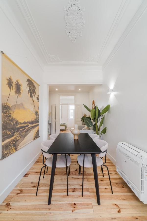 Casa Boma - Sophisticated With Private Terrace - Alcantara Vi Lizbona
